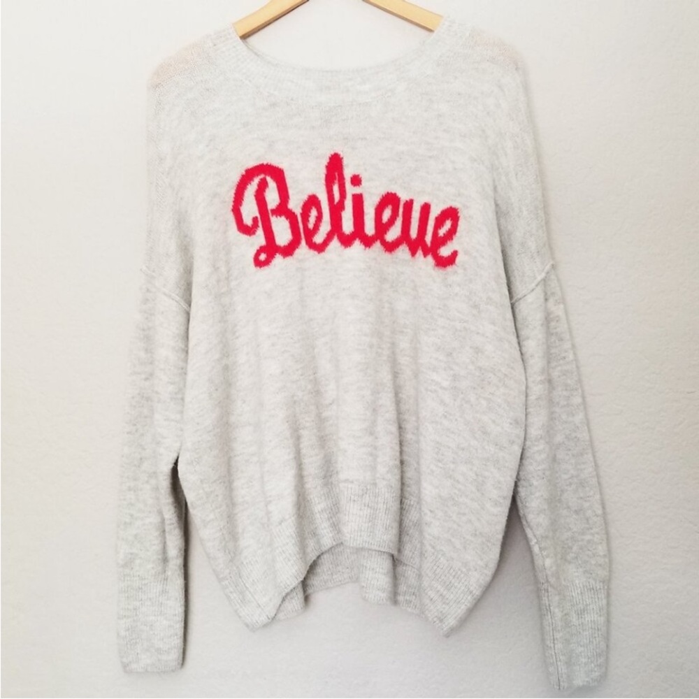 CeCe Believe Script
Graphic Long-Sleeve Cozy Pullover Sweater M Light
Grey $69 - Picture 5 of 14